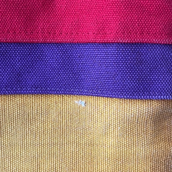 Bedouin  by Heekin Brockway red multicolored canvas purse. - Picture 3 of 7